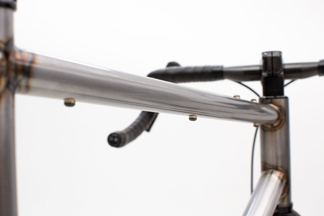 Gravelbike aus Stahl: Vorteile, Nachteile und Grenzen eines Stahlrahmens