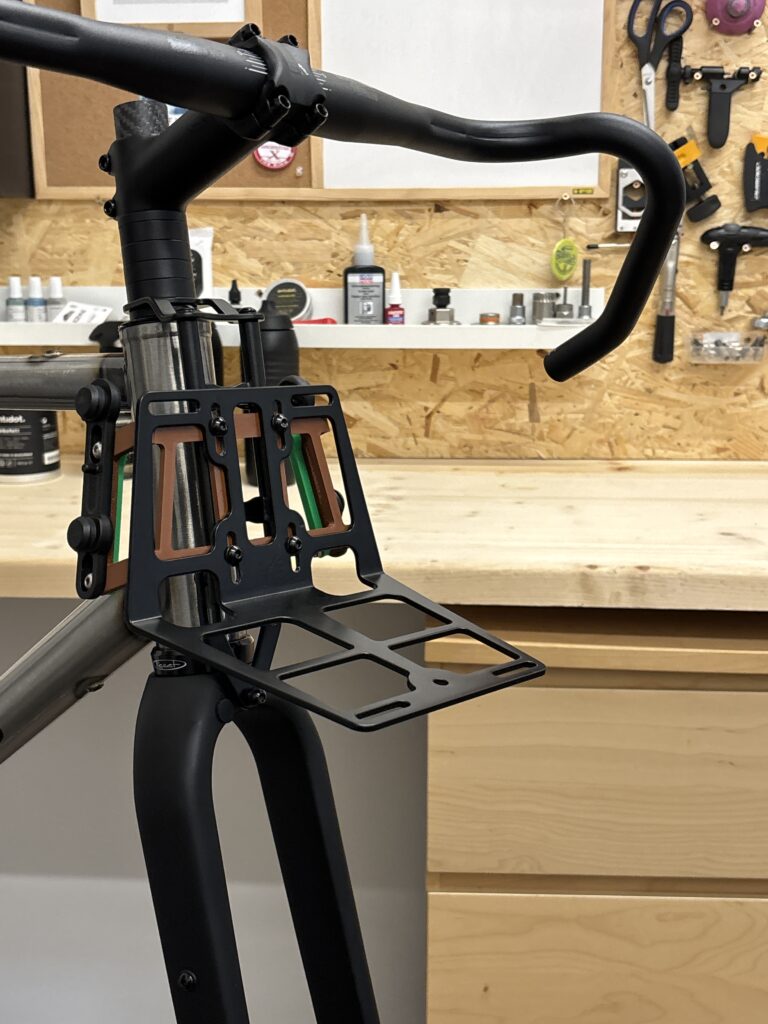 M83 YAK - multimodularer Frontträger - montiert am Rad